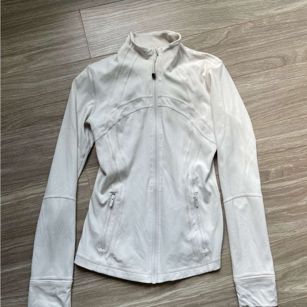 Lululemon Women’s Define Jacket in Bone Ivory Sz 6 EUC - Picture 3 of 9